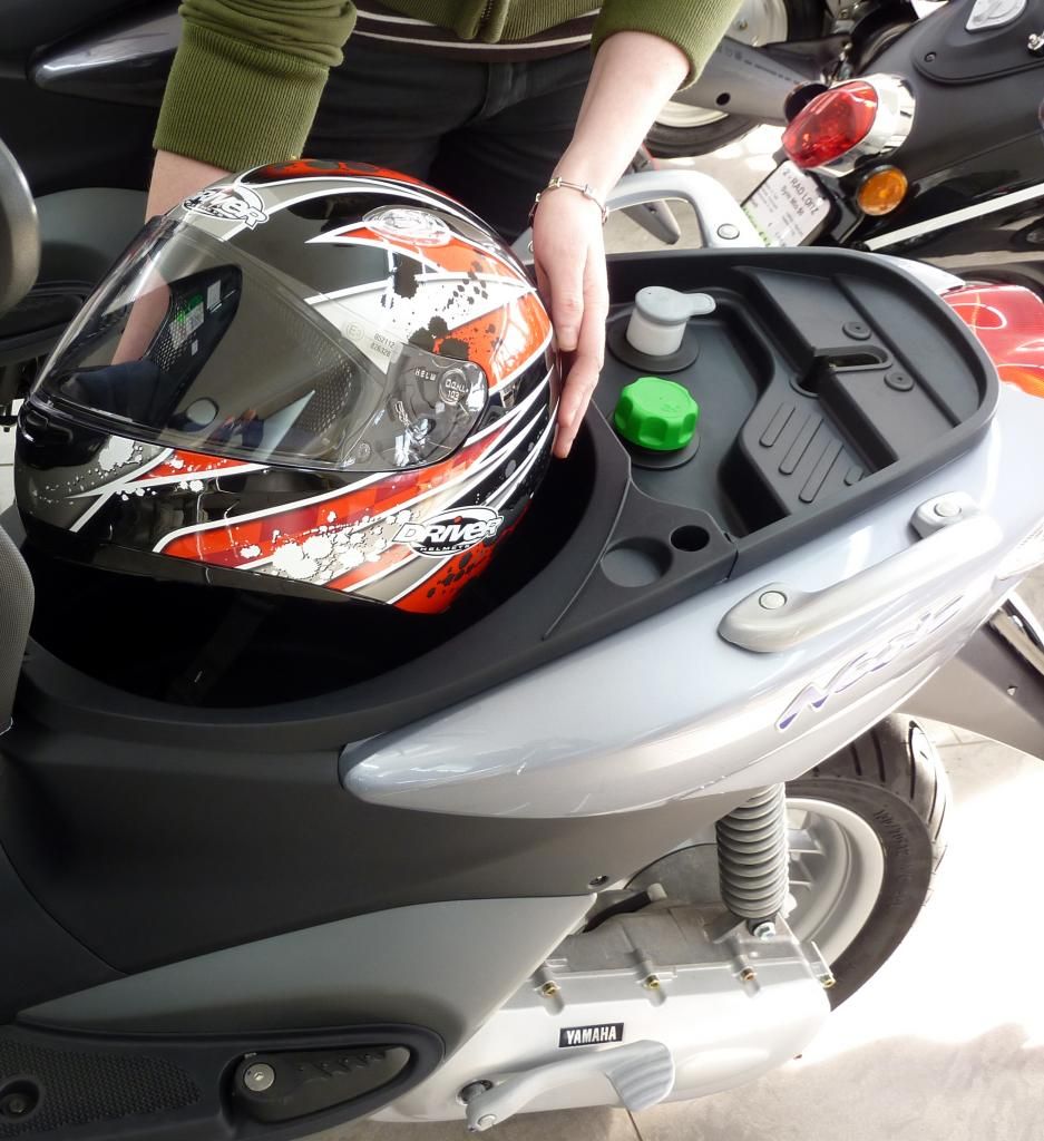 Caberg Helm Angebot -Caberg Helm Angebot caberg driver 103 105 grundplatte schraube 10601811gp 3 1